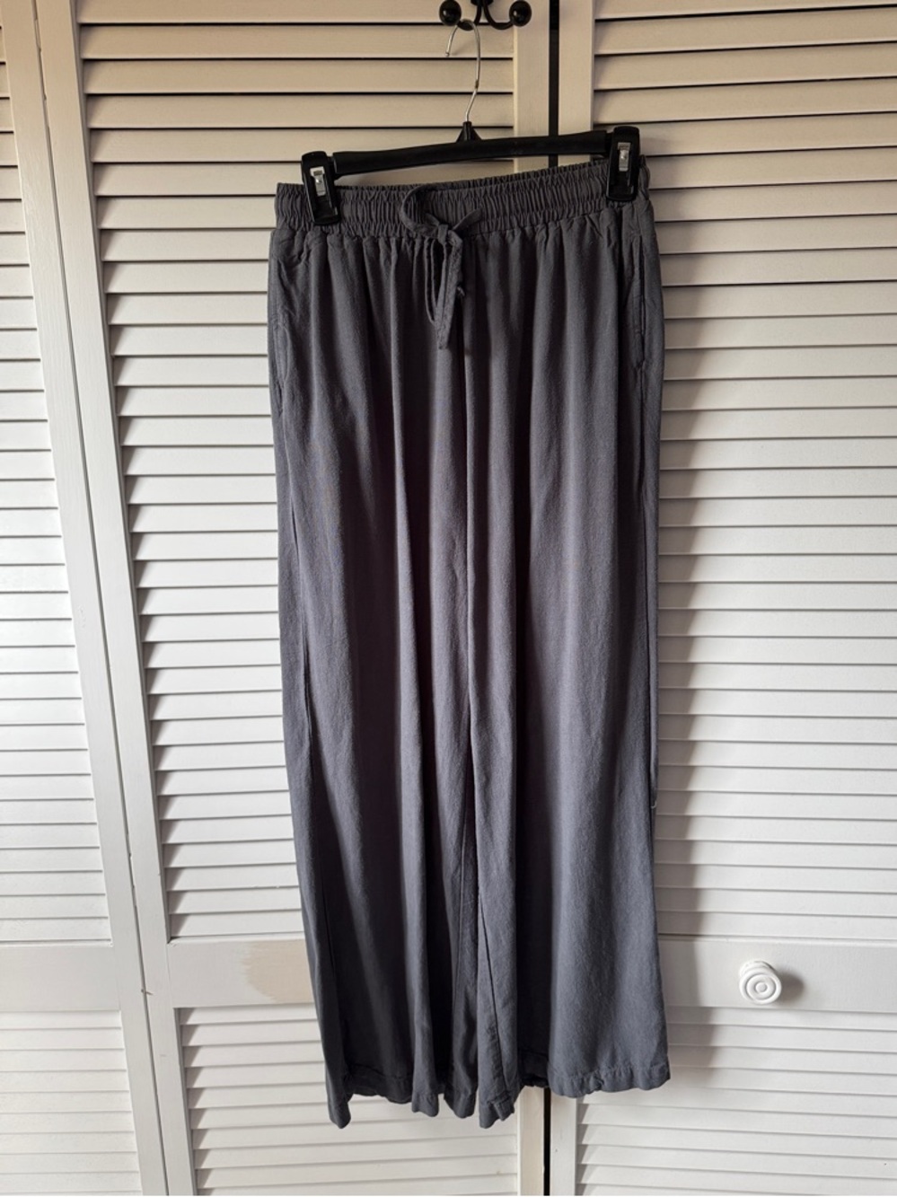 Wide-Leg Drawstring Pants in Slate Gray - Women - Picture 3 of 5